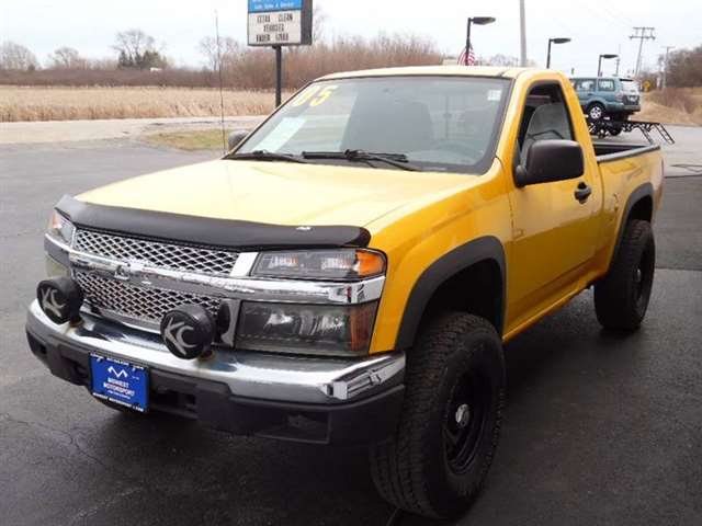 2005 Chevrolet Colorado 2dr Standard Cab Z85 LS 4WD SB